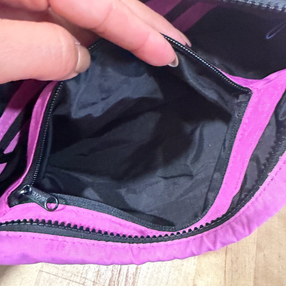 BAGGU Crossbody Bag in Bright Pink with Black Strap - Picture 13 of 13